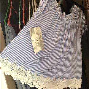 Off the shoulders top